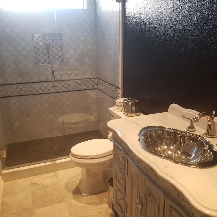 Professional plumbing work and bathroom remodeling in Del Aire